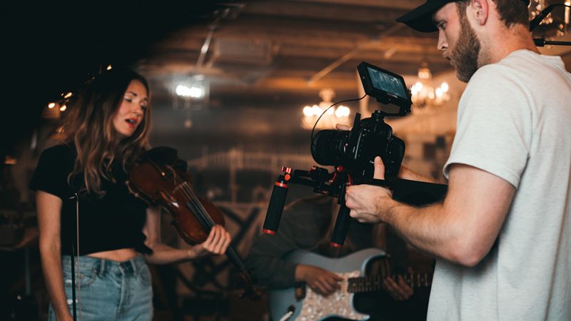 How Music Photographer Portfolios Can Attract Record Labels and Artists